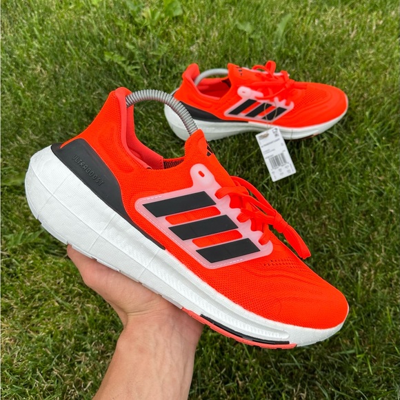 Running shoes Adidas Ultraboost Light mens size 10 brand new - Picture 9 of 9